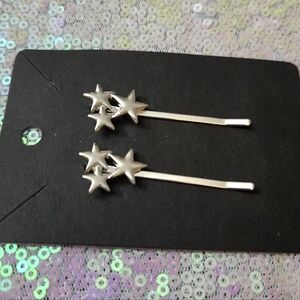 💥5/$10💥 Silver stars bobby pins NWOT